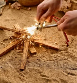 Firestarter Rod With Multi-Tool Striker