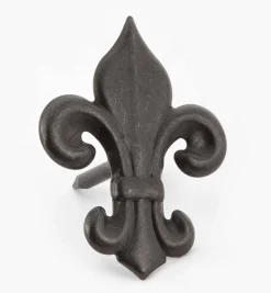 Fleur-de-Lis Clavos (Nails)