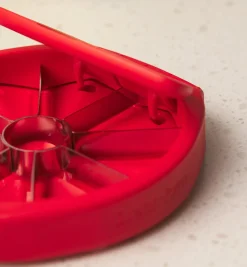 Folding Apple Slicer