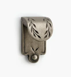 Inspirations Leaf Motif Finger Pull