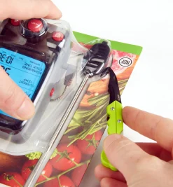 Key-Chain Safety Cutter