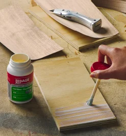 Low-Odor Contact Cement