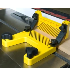 MagSwitch Magnetic Featherboard