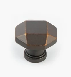 Menlo Park Faceted Knob