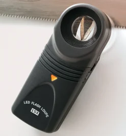 15-Power Lighted Loupe