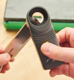 15-Power Lighted Loupe