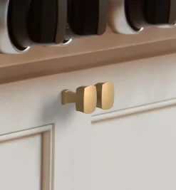 Stature Square Knob