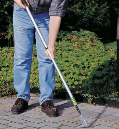 Telescoping Crack Weeder