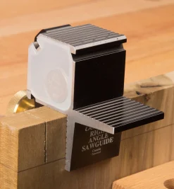 Veritas Right-Angle Saw Guide