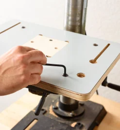 Veritas Small Drill-Press Table & Fence