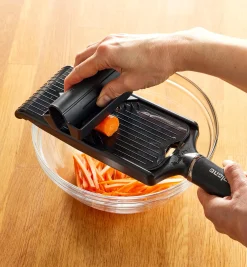 V-Slicer With Julienne Blade